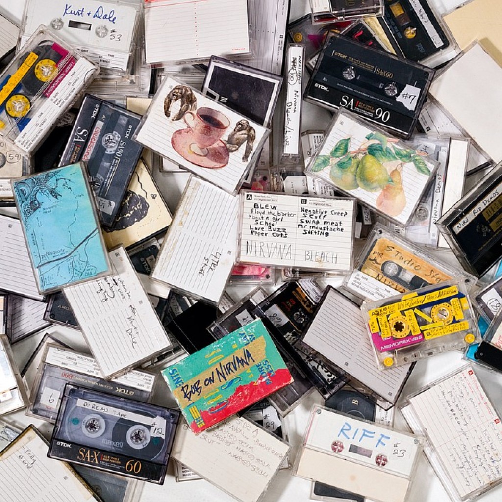 Курт Кобейн Nirvana Кортни Лав личные вещи архив кассеты музыка 