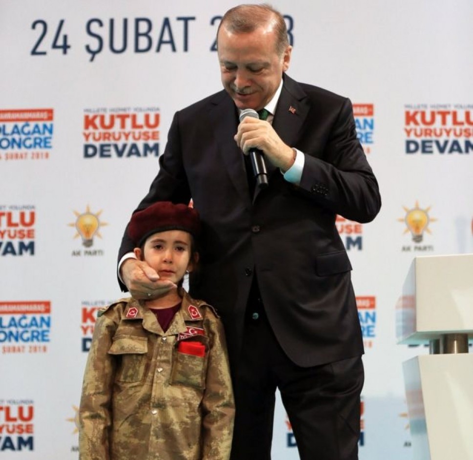 Эрдогана обвиняют в использовании детей в политических целях