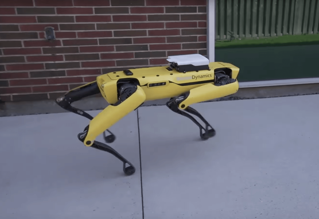 Роботы-собаки Boston Dynamics поступят в продажу в 2019 году