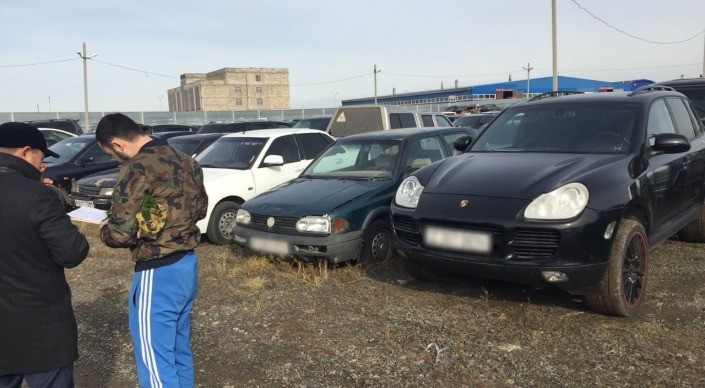 Porsche Cayenne Астана Казахстан налоги задолженность