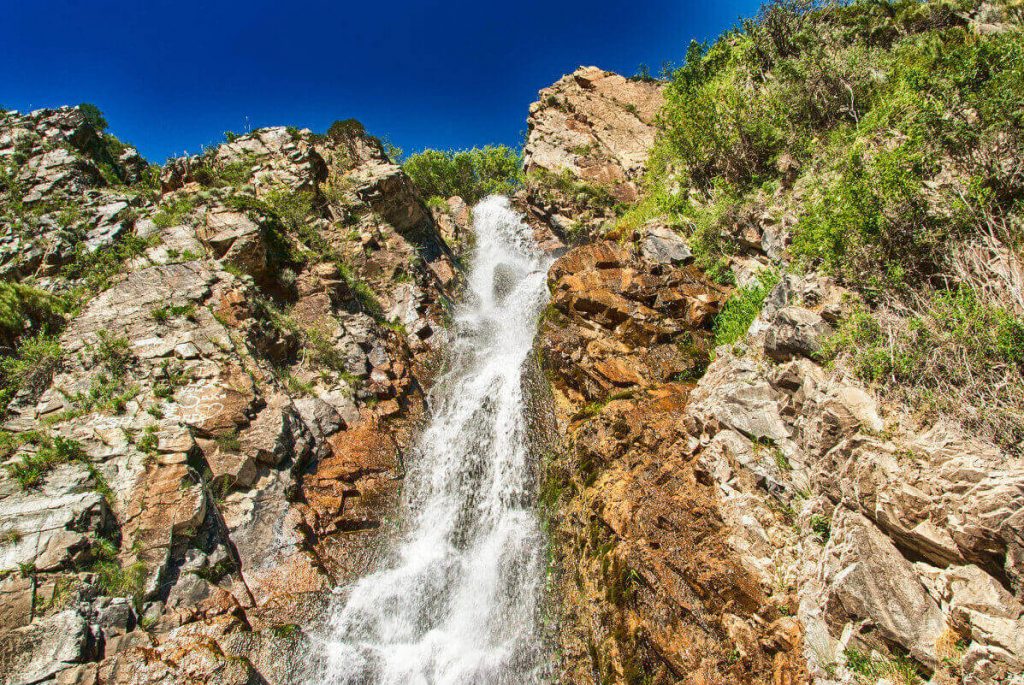 Алматы природа активный отдых Тургеньское ущелье Медвежий водопад 