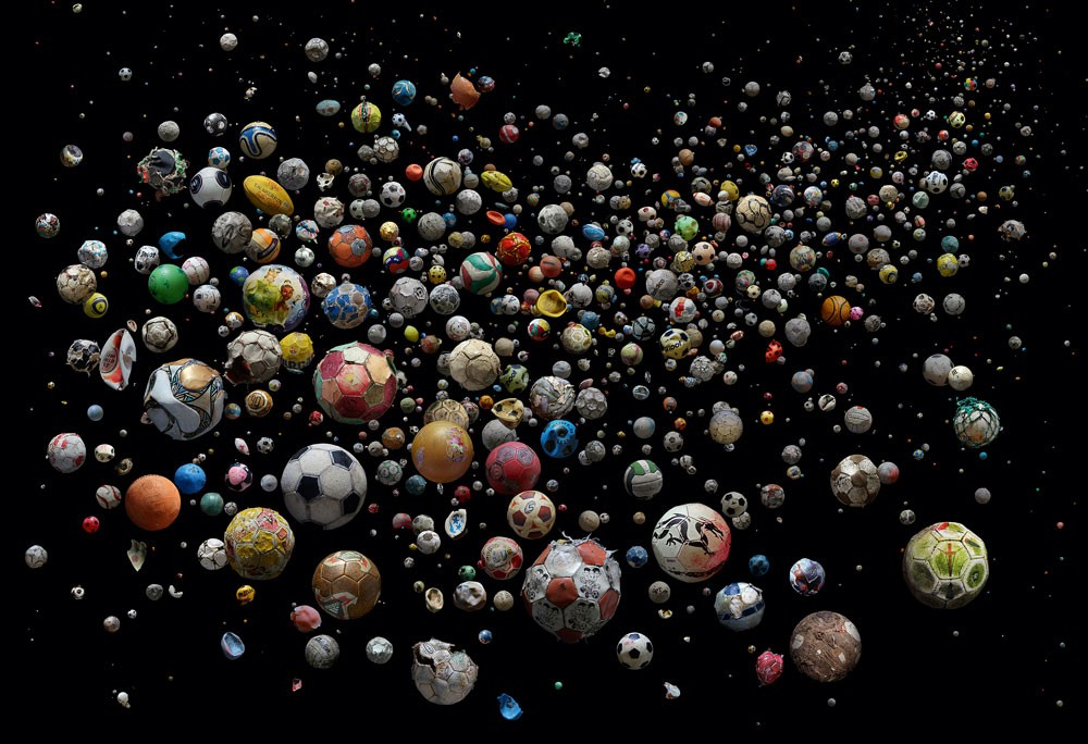 пластиковые отходы мячи Мировой океан загрязнение природа