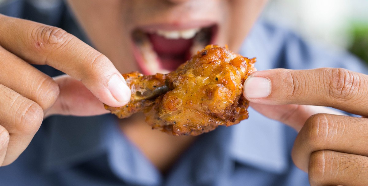 KFC в США: из чего теперь делают «куриные» наггетсы?
