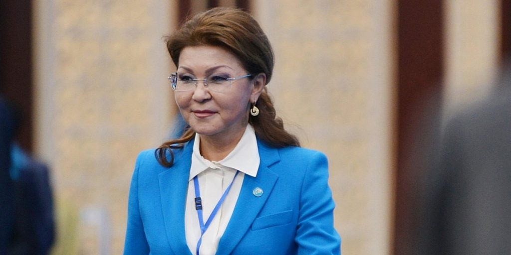 Даригу Назарбаеву единогласно переизбрали председателем Сената Парламента