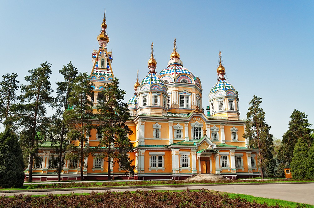 В Алматы открыли Вознесенский собор после реставрации в миллион долларов