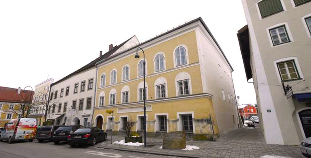 Дом Адольфа Гитлера в Австрии сделают полицейским участком
