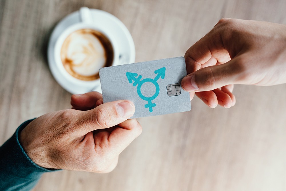 В США выпустят банковские карты для трансгендеров и небинарных людей