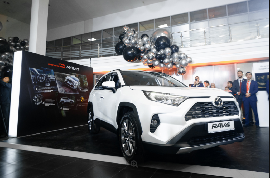 Первый официальный дилер Toyota – «Тойота Центр Алматы» отпраздновал 25-летие