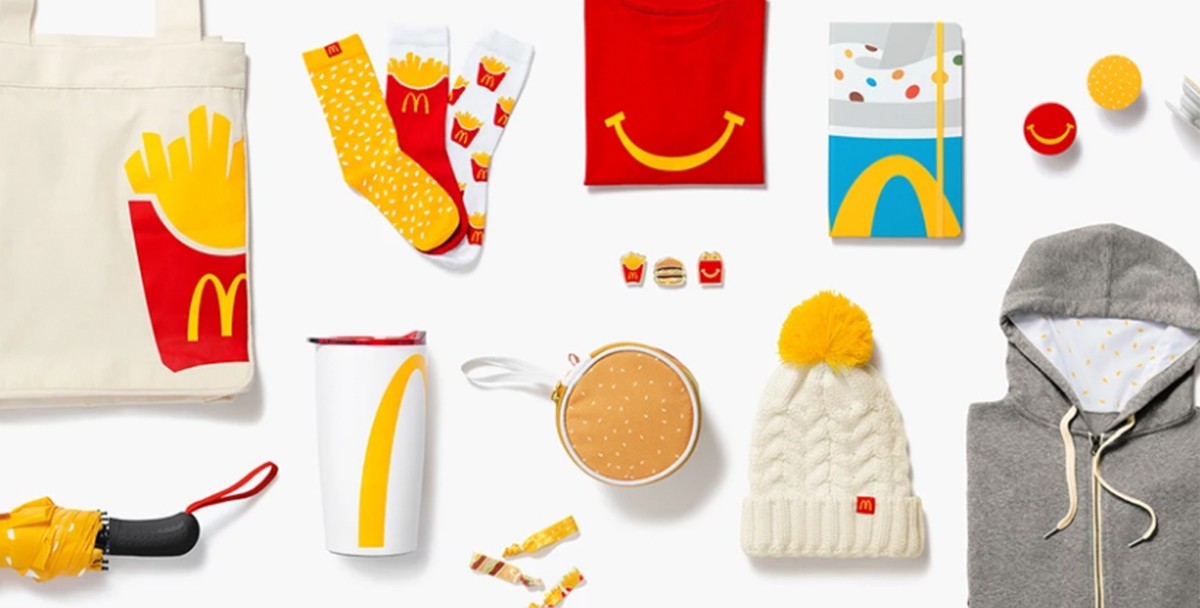 McDonald’s выпустил коллекцию одежды, посвященную узнаваемым блюдам