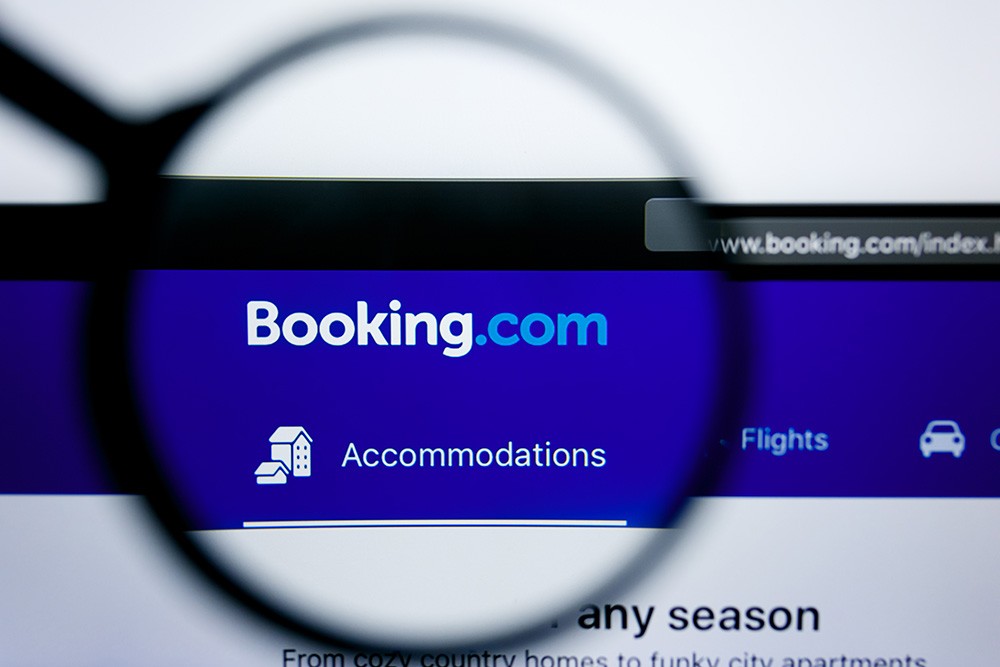 Booking.com обязали давать правдивую информацию о стоимости номеров