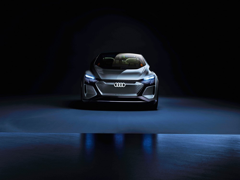 Автомобиль месяца Audi AI: ME – электронный помощник с живой зеленью