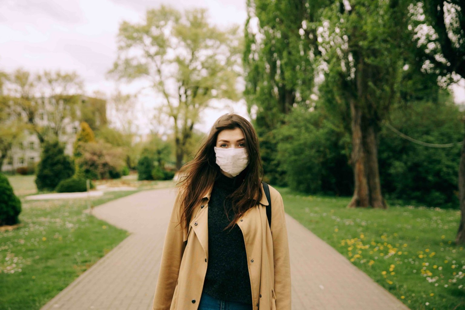 Штрафовать людей за отсутствие масок начали в Алматы