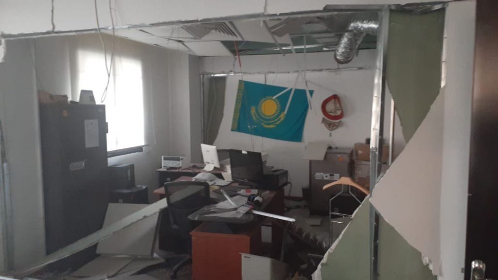 При взрыве в Бейруте пострадал казахстанский консул