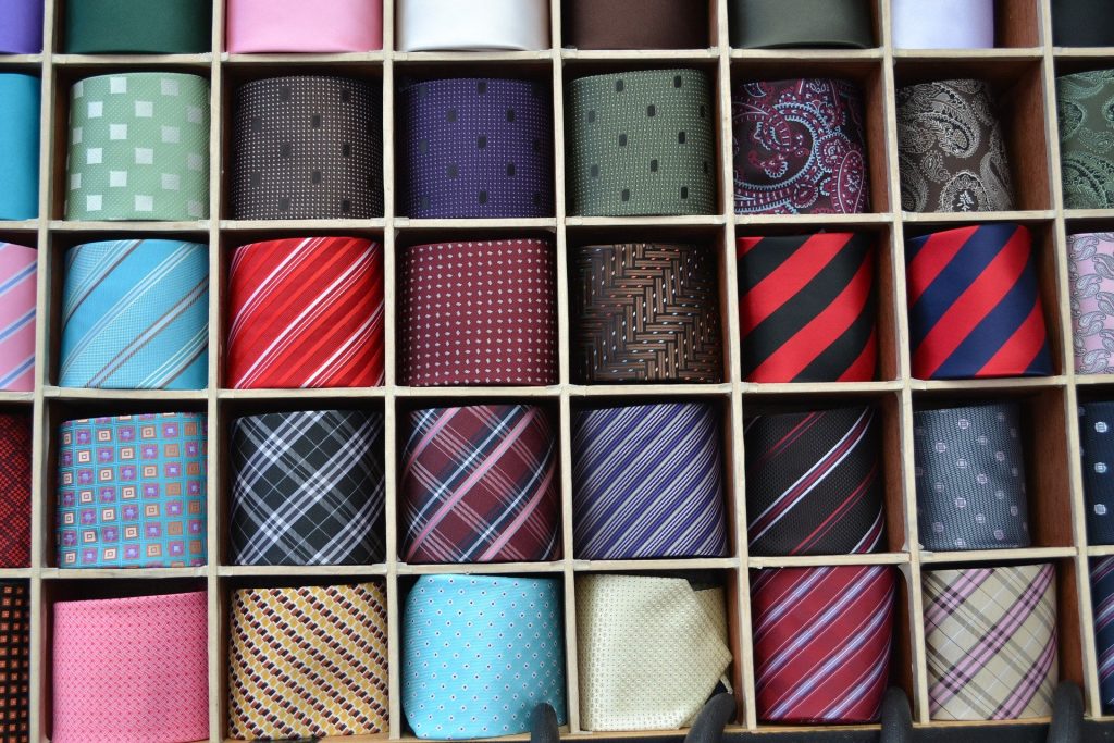 Как выбрать идеальный галстук
