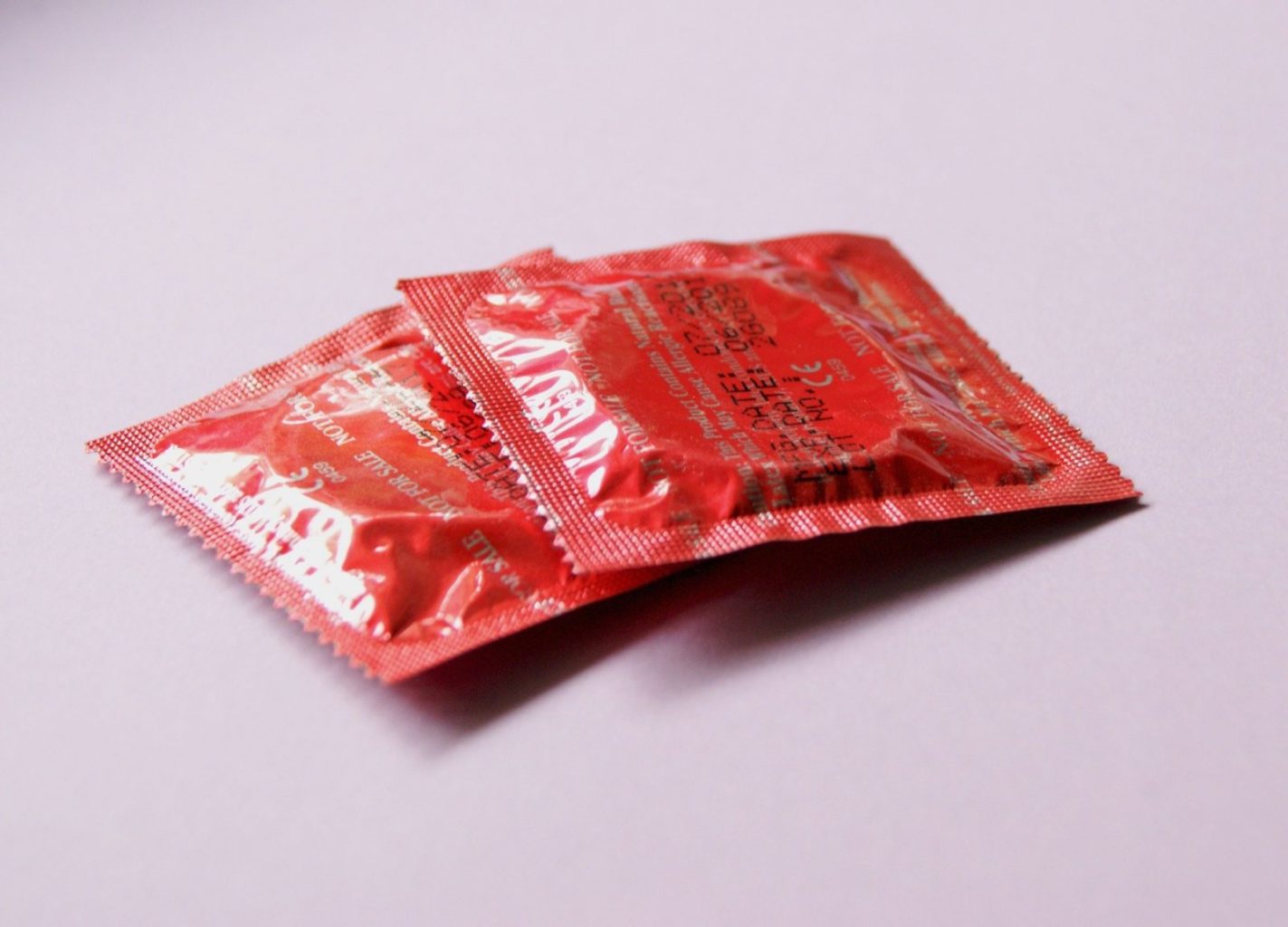 Торговцев использованными презервативами задержала полиция