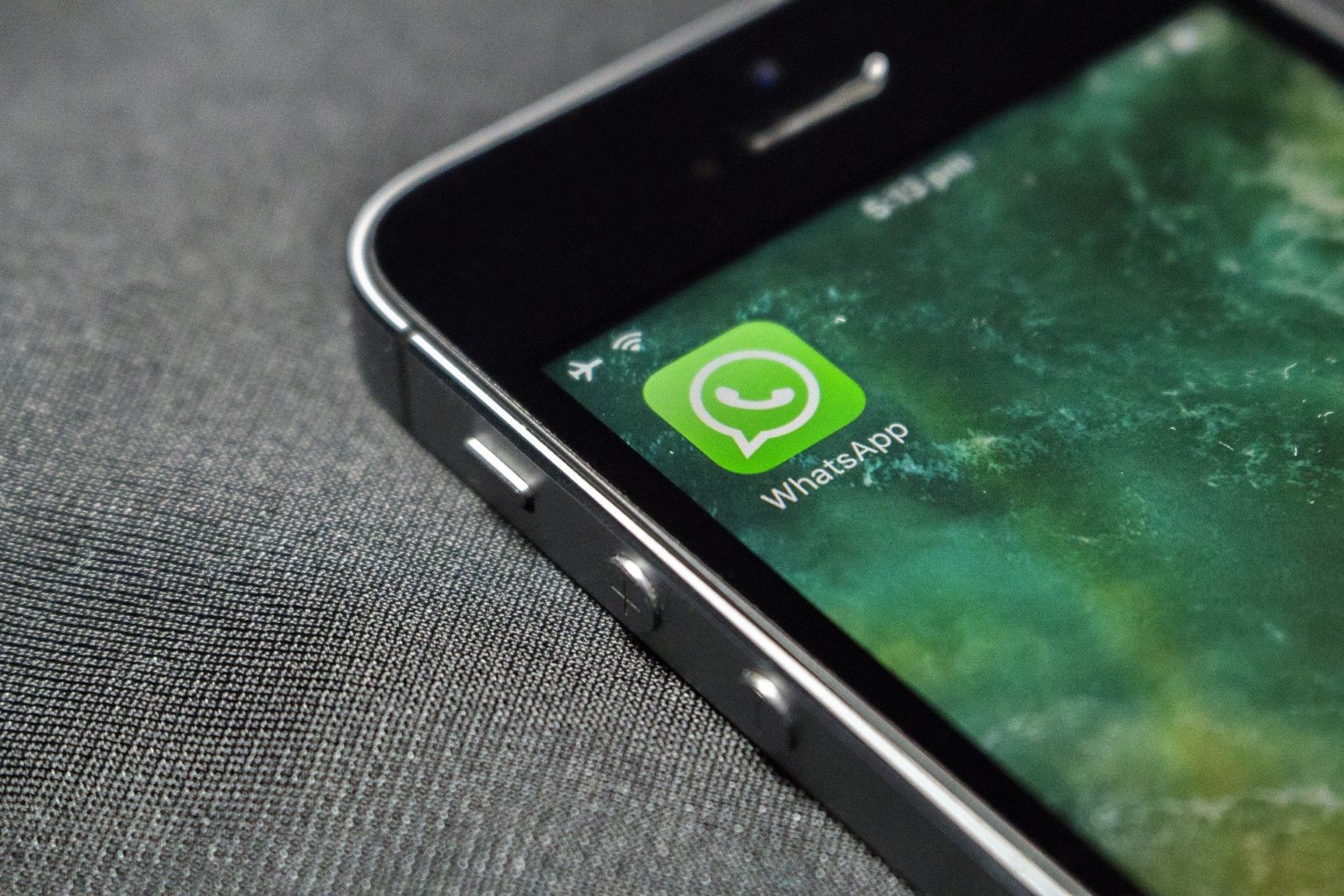 WhatsApp отсрочил введение новой политики