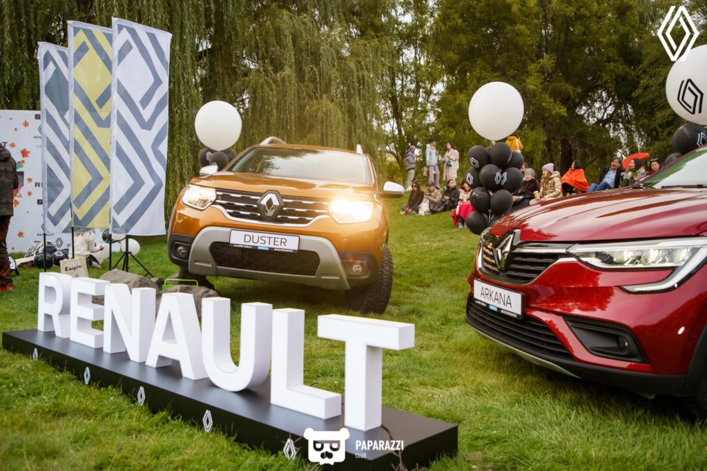 Renault представил флагманские модели и разыграл призы на пикнике Esquire Казахстан