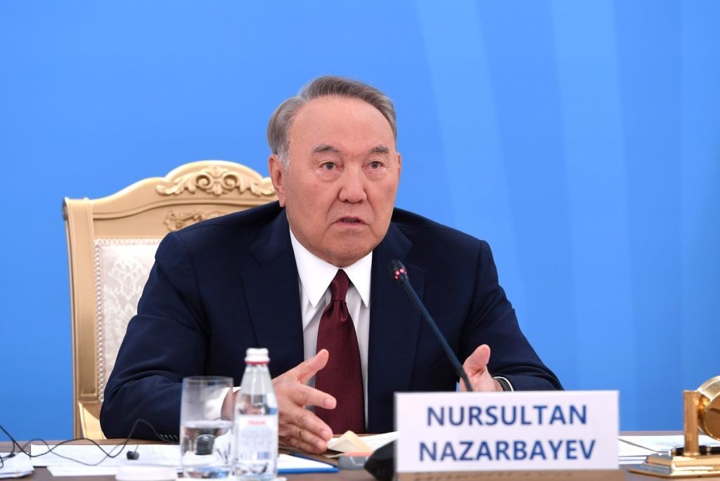 Назарбаев сложит с себя полномочия председателя партии Nur Otan