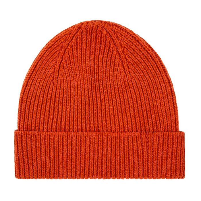 Каждому по шапке: 10 головных уборов на зиму