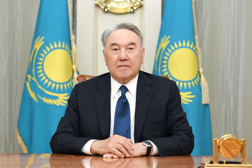 «Просыпаюсь в холодном поту» - Назарбаев о начале 90-х