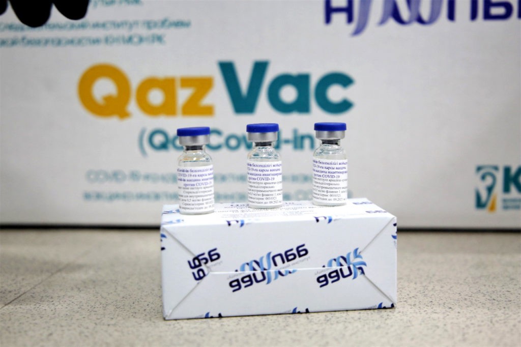 Ревакцинироваться казахстанцы могут только препаратом QazVaс