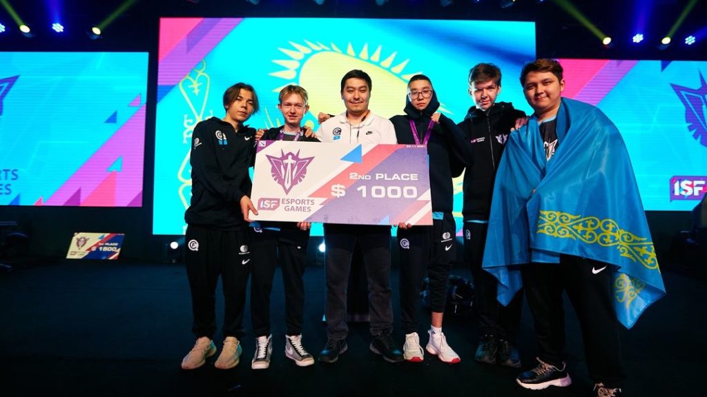 Казахстанские школьники победили в мировом киберспортивном турнире