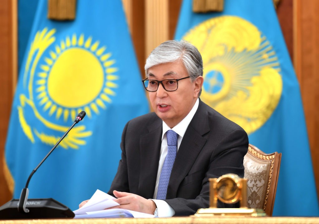 Токаев дал ряд поручений по стабилизации социально-экономической ситуации в Казахстане