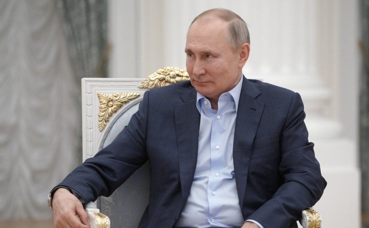 Сколько получает и как живет Путин: Кремль раскрыл доход российского президента