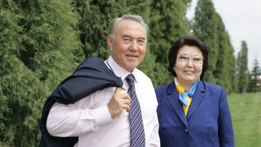 Сару Назарбаеву исключили из состава Нацкомиссии при президенте