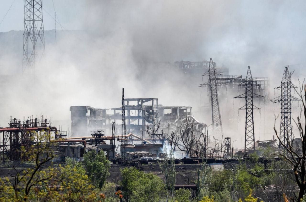 Украинские войска покидают Мариуполь