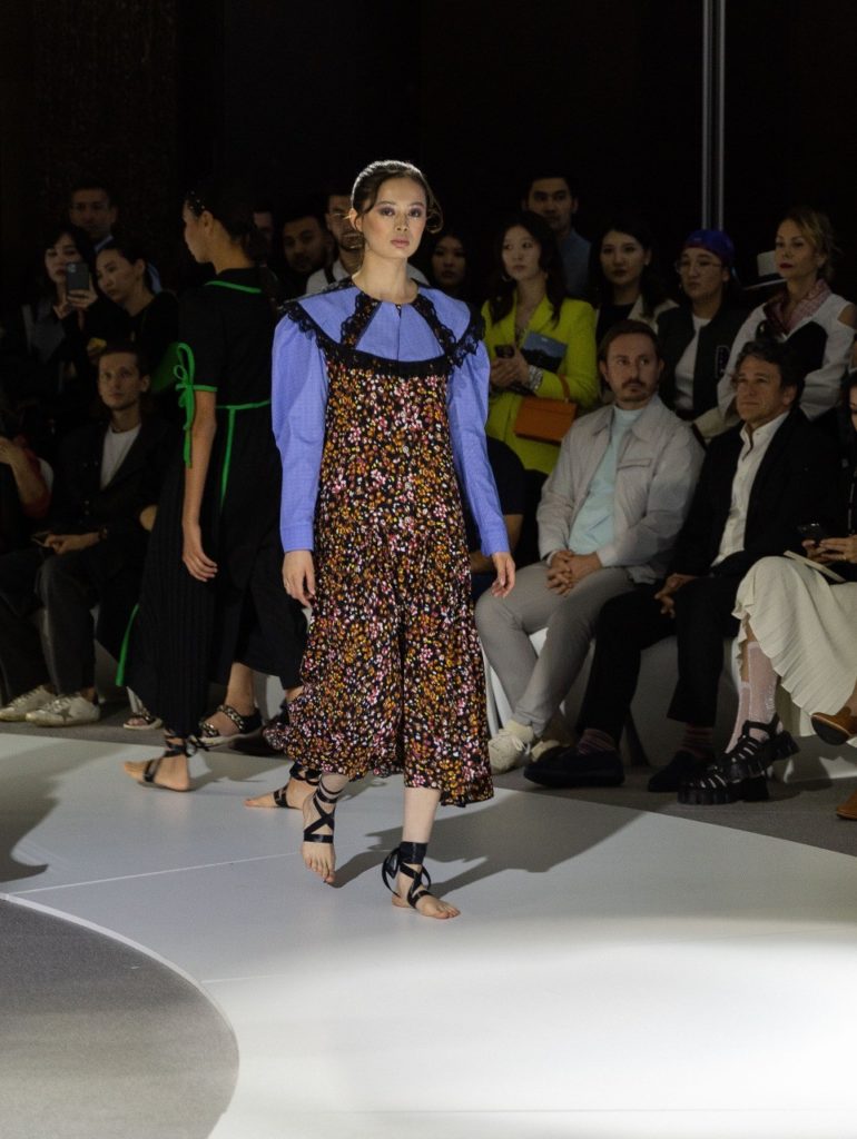 Горный ландшафт, Маяковский и свежий взгляд на моду: как прошел V сезон Visa Fashion Week Almaty