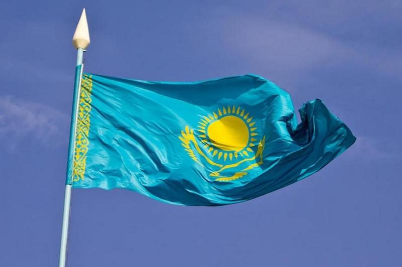 В Казахстане празднуют день государственных символов