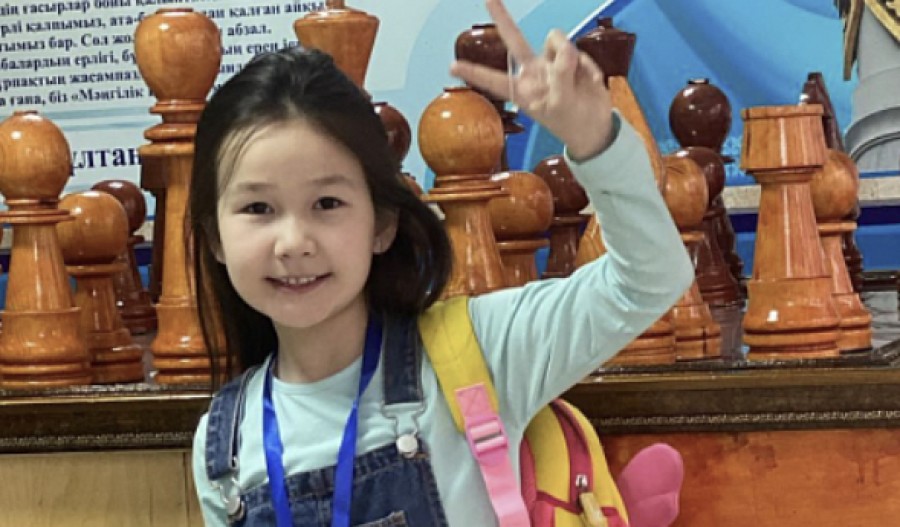 Восьмилетняя шахматистка из Казахстана стала победителем международной премии FIDE