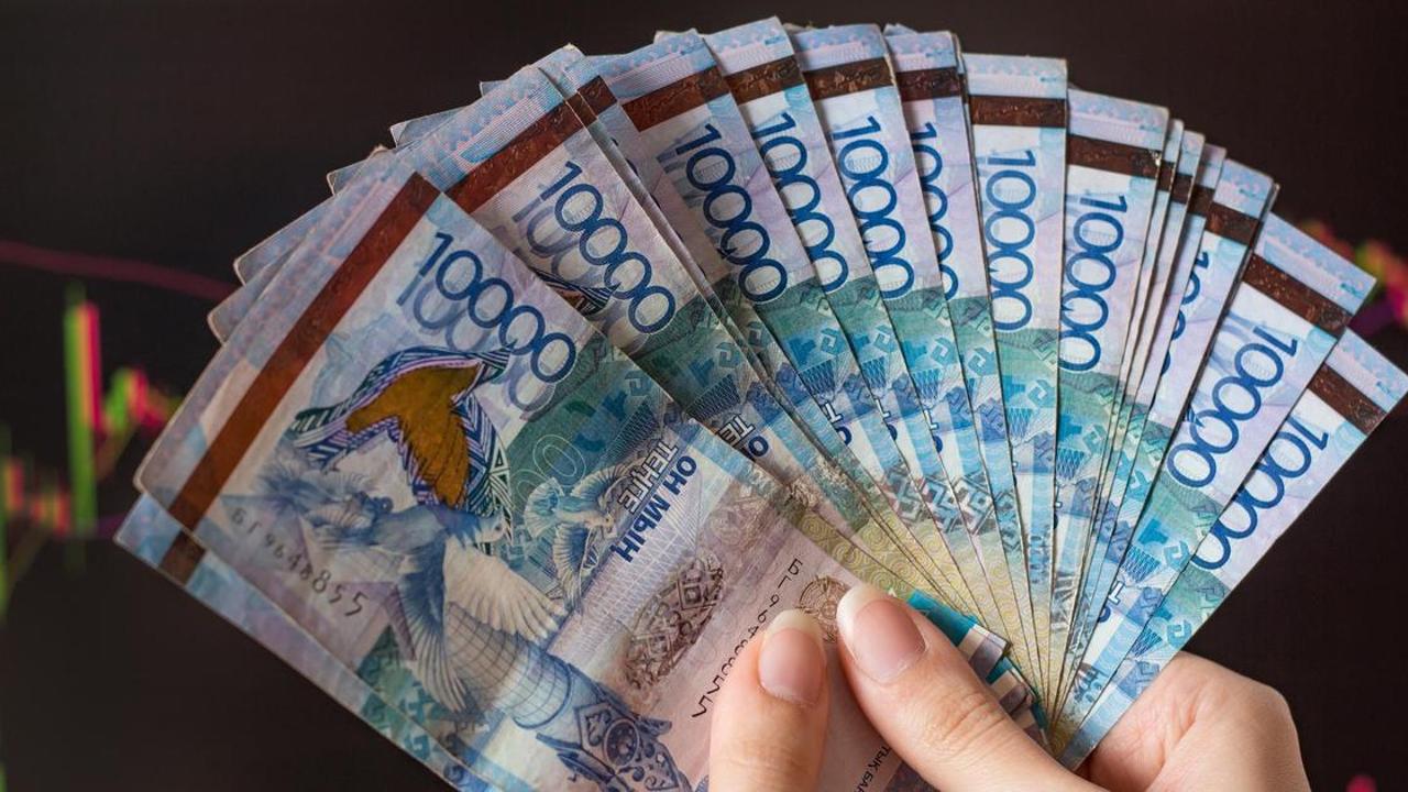 Казахстанцы получат дополнительную пенсионную выплату
