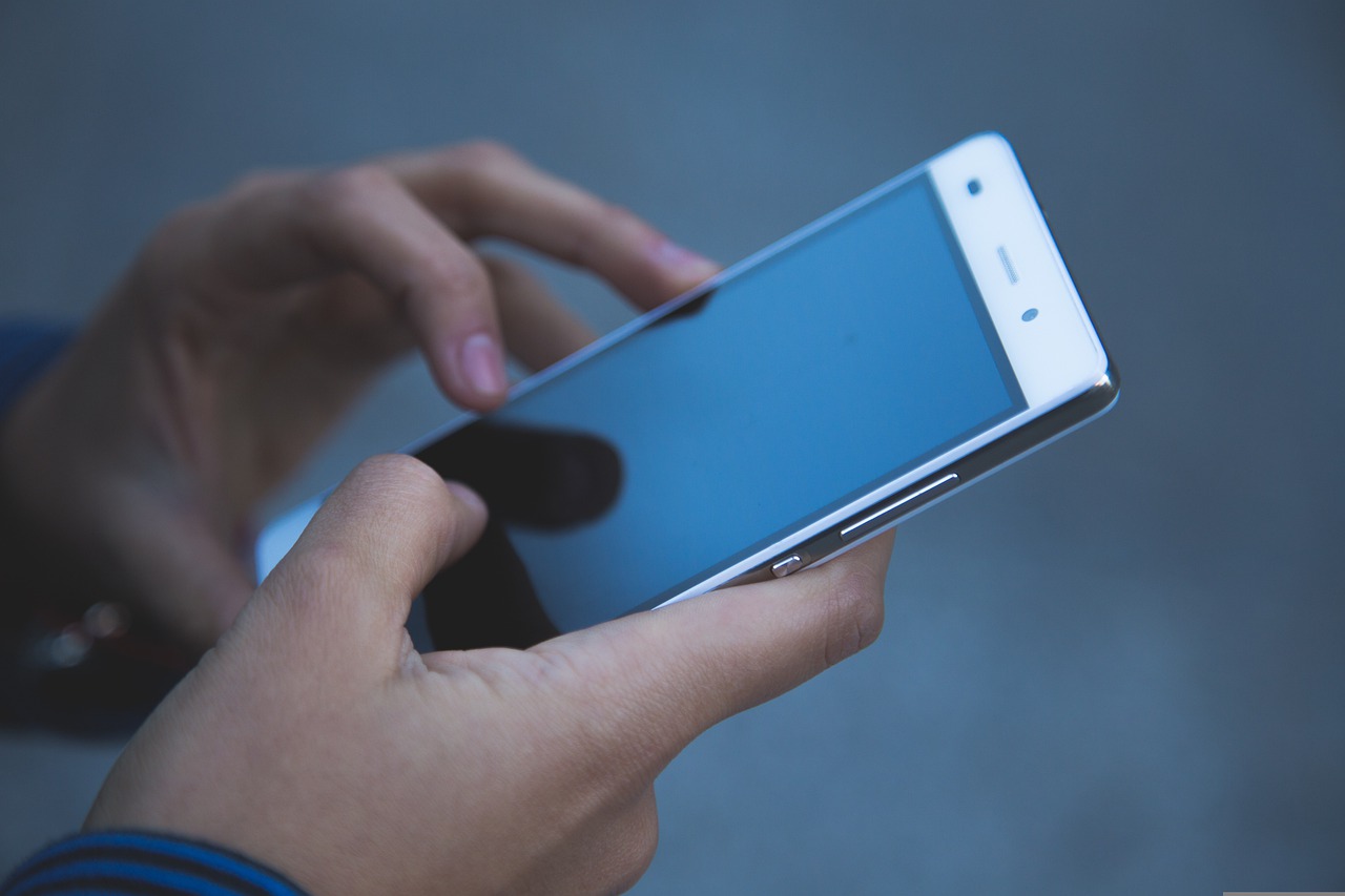 Казахстанцам придется пройти биометрическую идентификацию, чтобы пользоваться мобильными телефонами