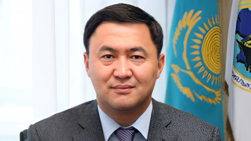 Казахстанцев шокировала внешность Сатыбалды