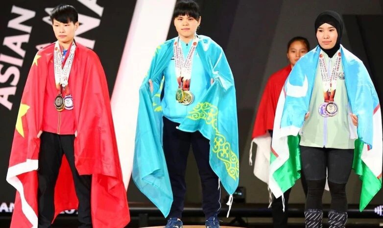 Зульфия Чиншанло признана лучшей спортсменкой Чемпионата Азии-2022 по тяжелой атлетике