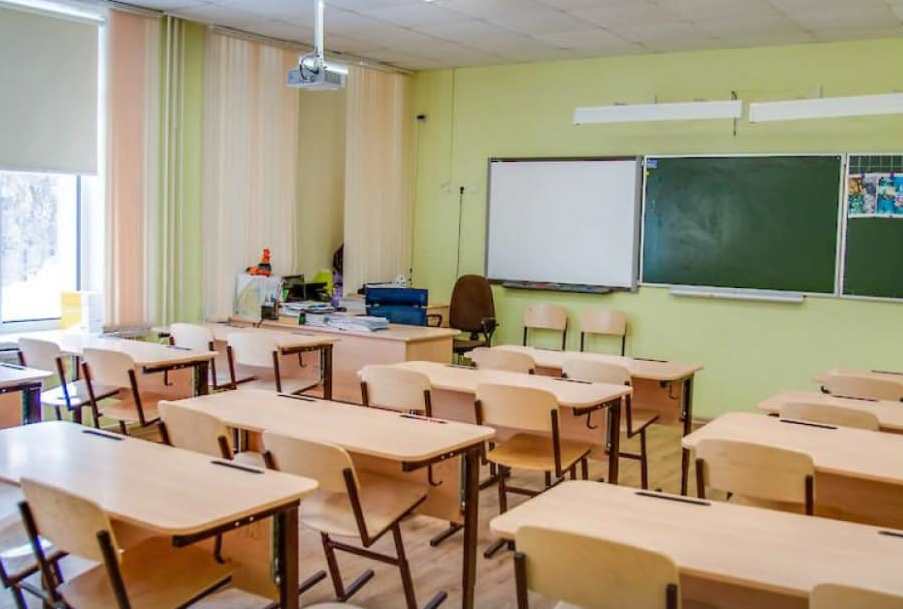 В Казахстане изменились правила приема в школы детей иностранцев