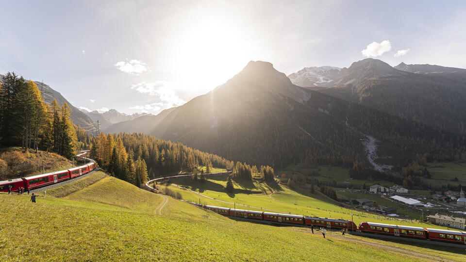 В Швейцарии установлен рекорд по самому длинному поезду в мире