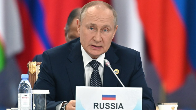 Владимир Путин высказался об уехавших россиянах