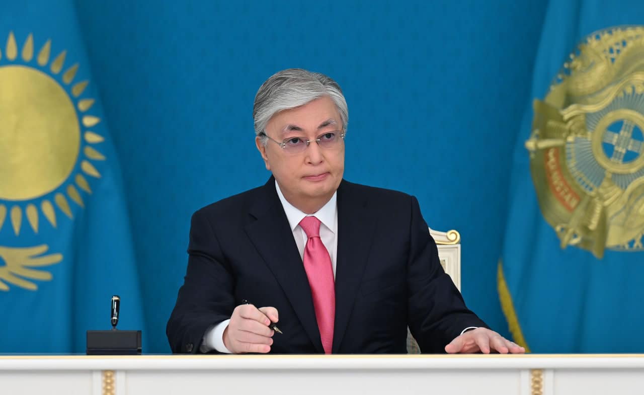 Токаев: «Мы готовы защищать национальные интересы с более жестких позиций»