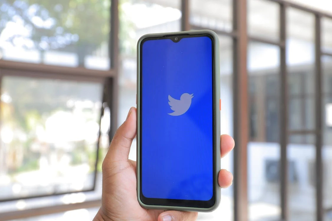 Twitter изменит условия для публикаций постов