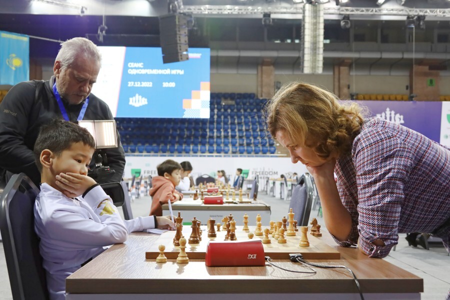 Юный шахматист из Казахстана обыграл гроссмейстера
