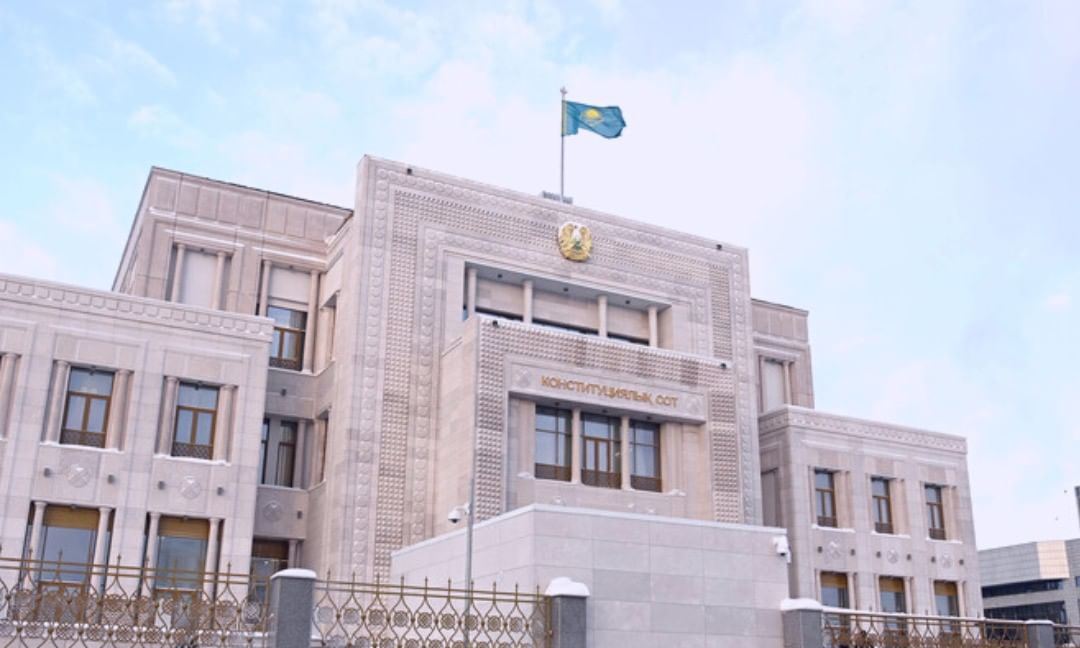 В Казахстане отменили закон о Елбасы