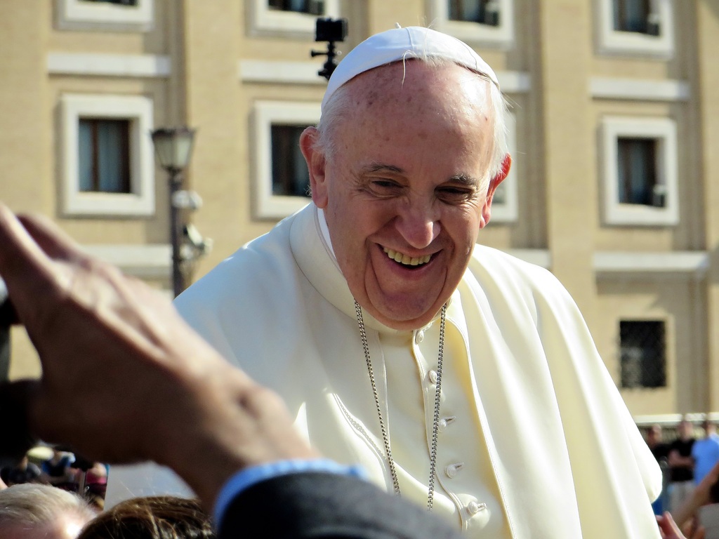 «Грех, но не преступление»: Папа Римский высказался о гомосексуализме