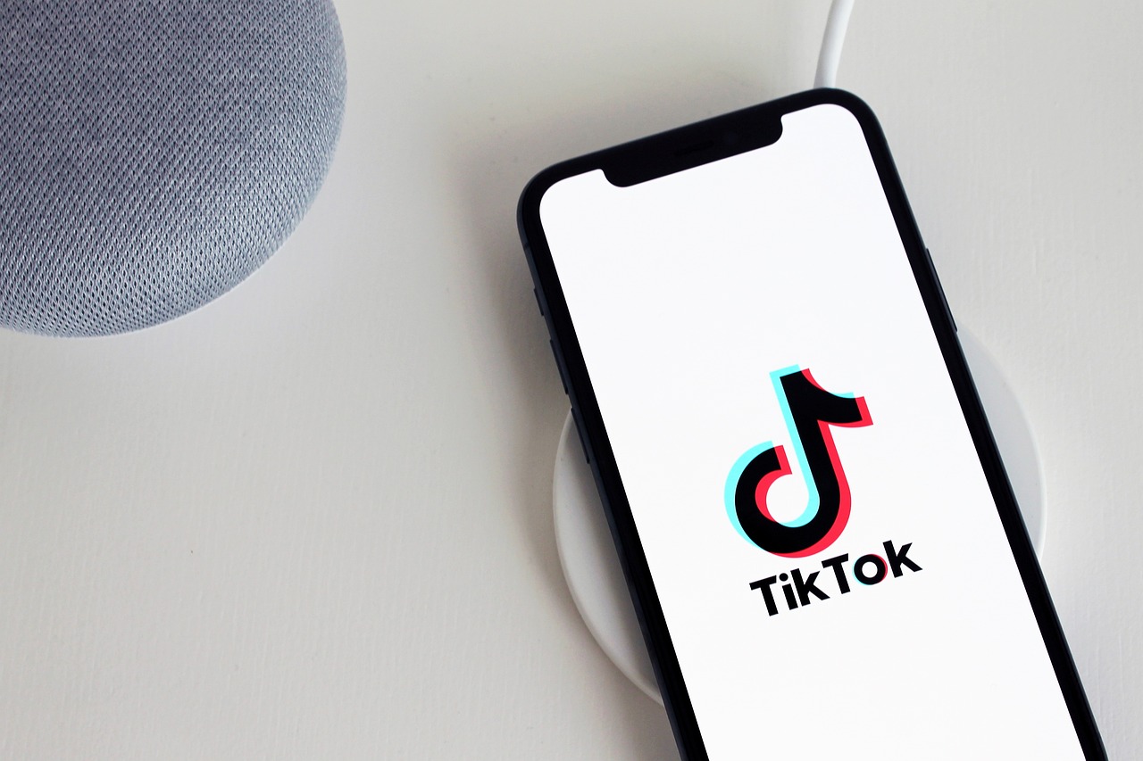 TikTok перевели на казахский язык