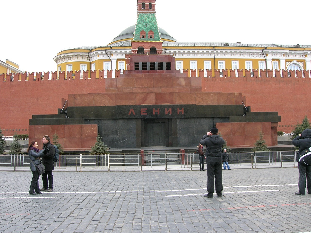 Обчистить мавзолей: в Москве пытались похитить тело Ленина