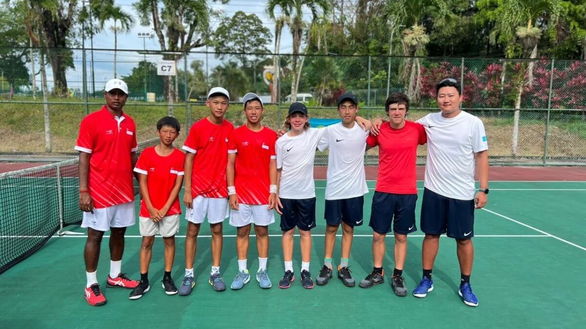 Вслед за Рыбакиной: юные казахстанские теннисисты одержали разгромную победу в Малайзии