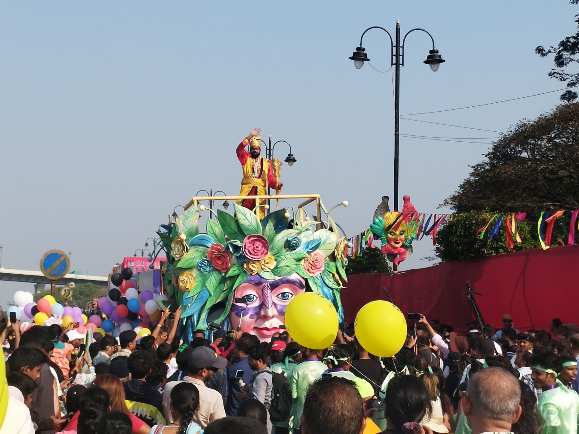 Каково это – посетить индийский Goa Carnival