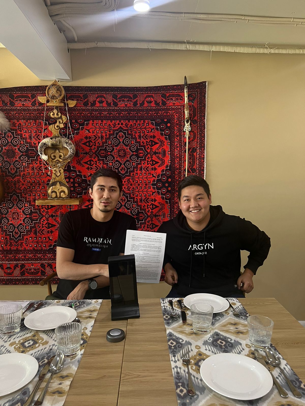Как молодые парни из Усть-Каменогорска зарядили телефоны всему Казахстану